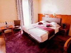 Pannonia Hotel 写真