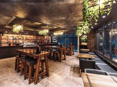 リッジズ ワールド スクエア 写真