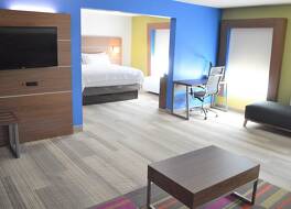 ホリデイ イン エクスプレス & スイーツ ベイツビル by IHG 写真