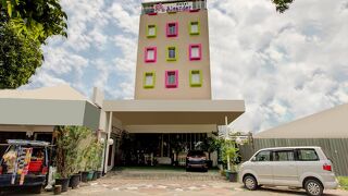 コレクション O ガンビル ニア マスジッド イスティクラル 旧：アレクサンダー ホテル