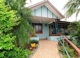 パファーズ イン ローガン モーテル