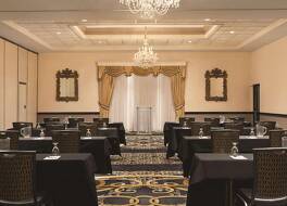 ラディソン ホテル&カンファレンス センター ロックフォード 写真