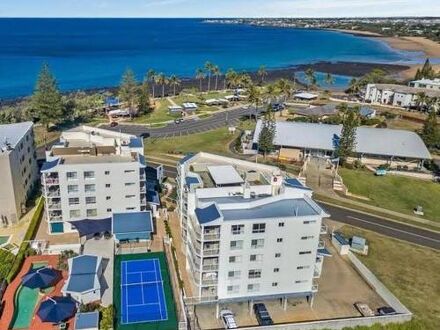 Luxury Ocean Front Apartment at the Bargara Blue Resort 写真