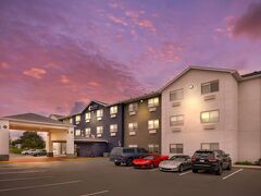 コンフォート  イン & スイーツ ノース グリーンフィールド 写真