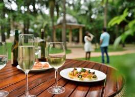 レイクサイド シャレー ムンバイ マリオット エグゼクティブ アパートメンツ 写真