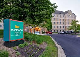 ホームウッド スイーツ バイ ヒルトン オーロラ ネイパービル