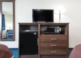 スーパー 8 バイ ウィンダム グリーンフィールド 写真