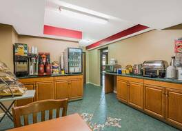 クオリティ イン & スイーツ ルイビル イースト 写真