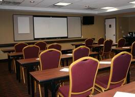 Hampton Inn & Suites Peru