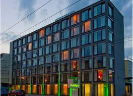 ホリデイ イン ザルツブルク シティ バイ IHG