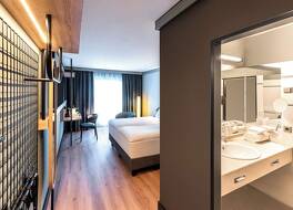 ラディソン ホテル デュッセルドルフ シティ センター 写真