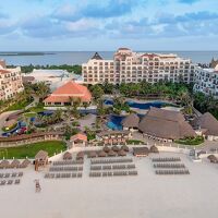 フィエスタ アメリカーナ コンデサ カンクン オール インクルーシブ