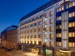 アルマナック X アルクロン プラハ 写真