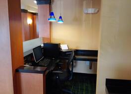 フェアフィールド イン & スイーツ インディアナポリス エイボン 写真