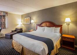 クオリティ イン アンド スイーツ セント チャールズ - ウェスト シカゴ 写真