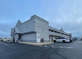 ナイツ イン クローフォードビル 写真