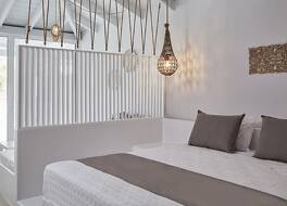 Mr. and Mrs. White Corfu Couples Retreat 写真