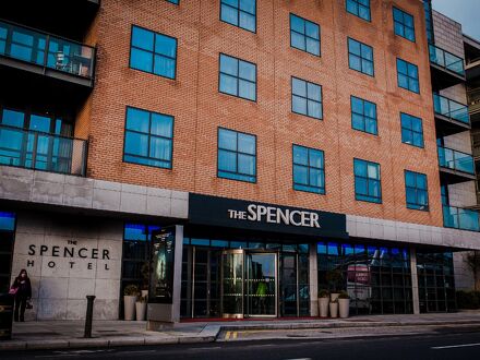 ザ スペンサー ホテル 写真