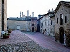 ファットリア グイッシャルディニ 写真