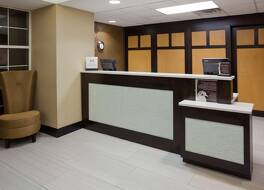 ホームウッド スイーツ バイ ヒルトン スーフォールズ 写真