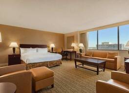 Hilton Fort Wayne at the Grand Wayne Convention Center 写真