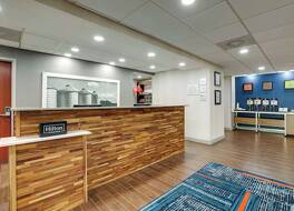 ハンプトン  イン & スイーツ セントルイス- エドワーズビル 写真