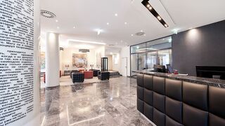 ジンガーシュトラーセ 21/25 アパートメンツ