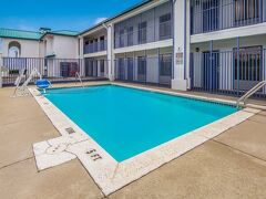 モーテル 6 ペンサコーラ、フロリダ - NAS 写真