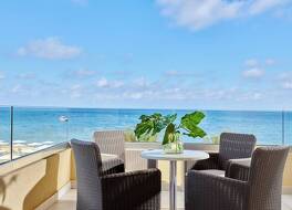 Sirens Beach and Village 写真