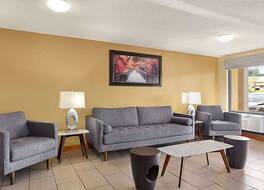 ハワード ジョンソン バイ ウィンダム ピジョン フォージ 写真