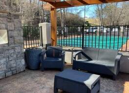 スーパー 8 バイ ウィンダム ピジョン フォージ ドリーウッド レーン 写真