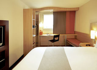 イビス パリ ポルト D オルレアン Ibis Paris Porte D Orleans