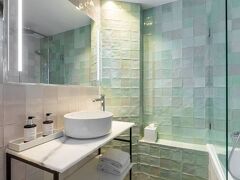 ヴォコ パリ モンパルナス バイ IHG 写真