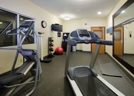 ハンプトン イン ＆ スイーツ フォートウェイン ノース 写真