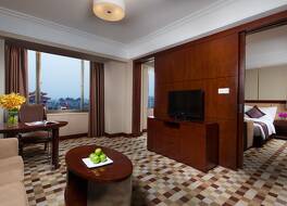 ジンジャン ウェスト キャピタル インターナショナル ホテル 写真