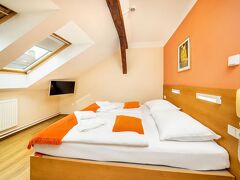 ホテル ゴールデン シティ 写真