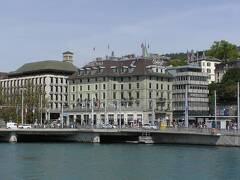 セントラル プラザ 写真