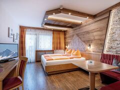 ホテル アルピナ 写真