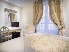 ホテル アルカディー モンパルナス 写真