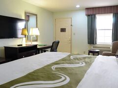 クオリティ イン & スイーツ コヴィントン 写真