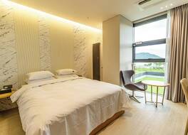 Lagobaum Hotel 写真