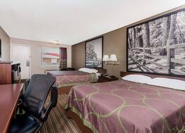 スーパー 8 バイ ウィンダム チャタヌーガ ウールテワー 写真