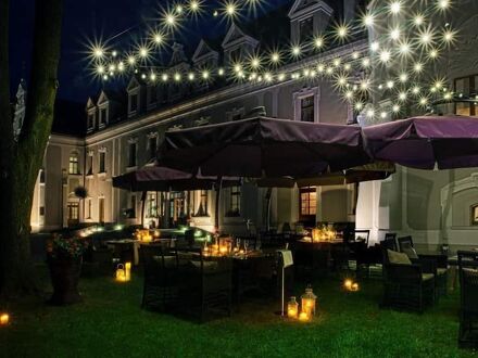 ホテル ザメク ルビニエク 写真