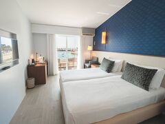 ホテル バイア 写真