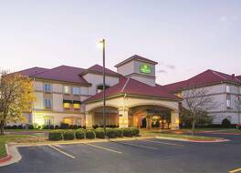 ラ キンタ イン & スイーツ バイ ウィンダム ベントンビル