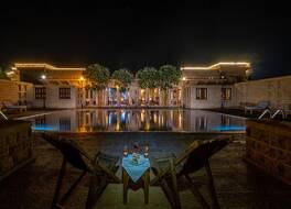 ホテル ラワル コット