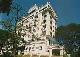 ホテル カール レジデンシー