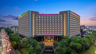 Crowne Plaza Chengdu West By IHG