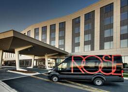 ザ ローズ ホテル シカゴ オヘア タペストリー コレクション バイ ヒルトン 写真