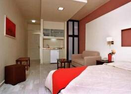 コリンナ マーレ 写真